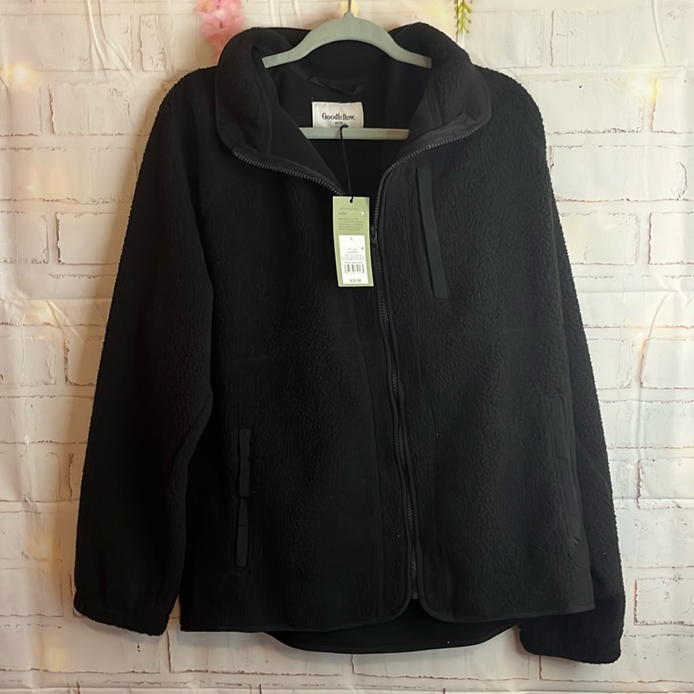Goodfellow and Koe zip up collared Sherpa with multiple pockets size large NWT
